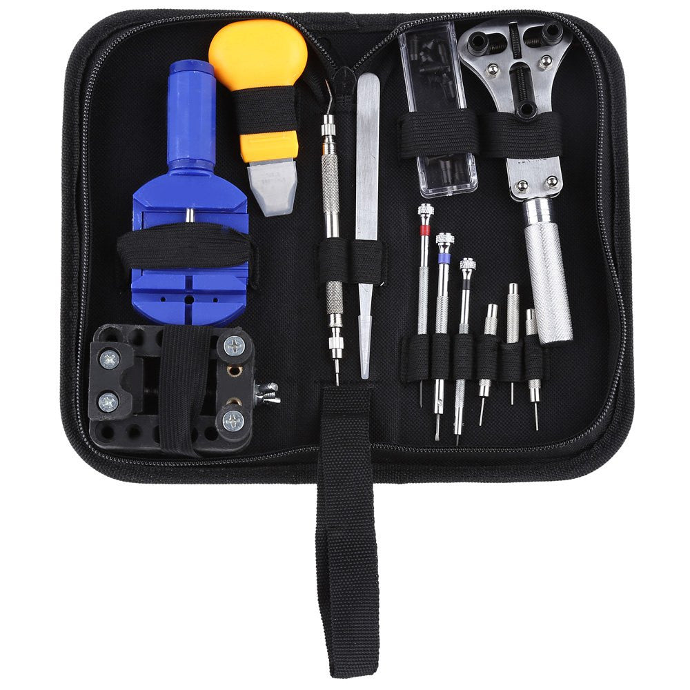 Crown & Case — Watch Travel & Care